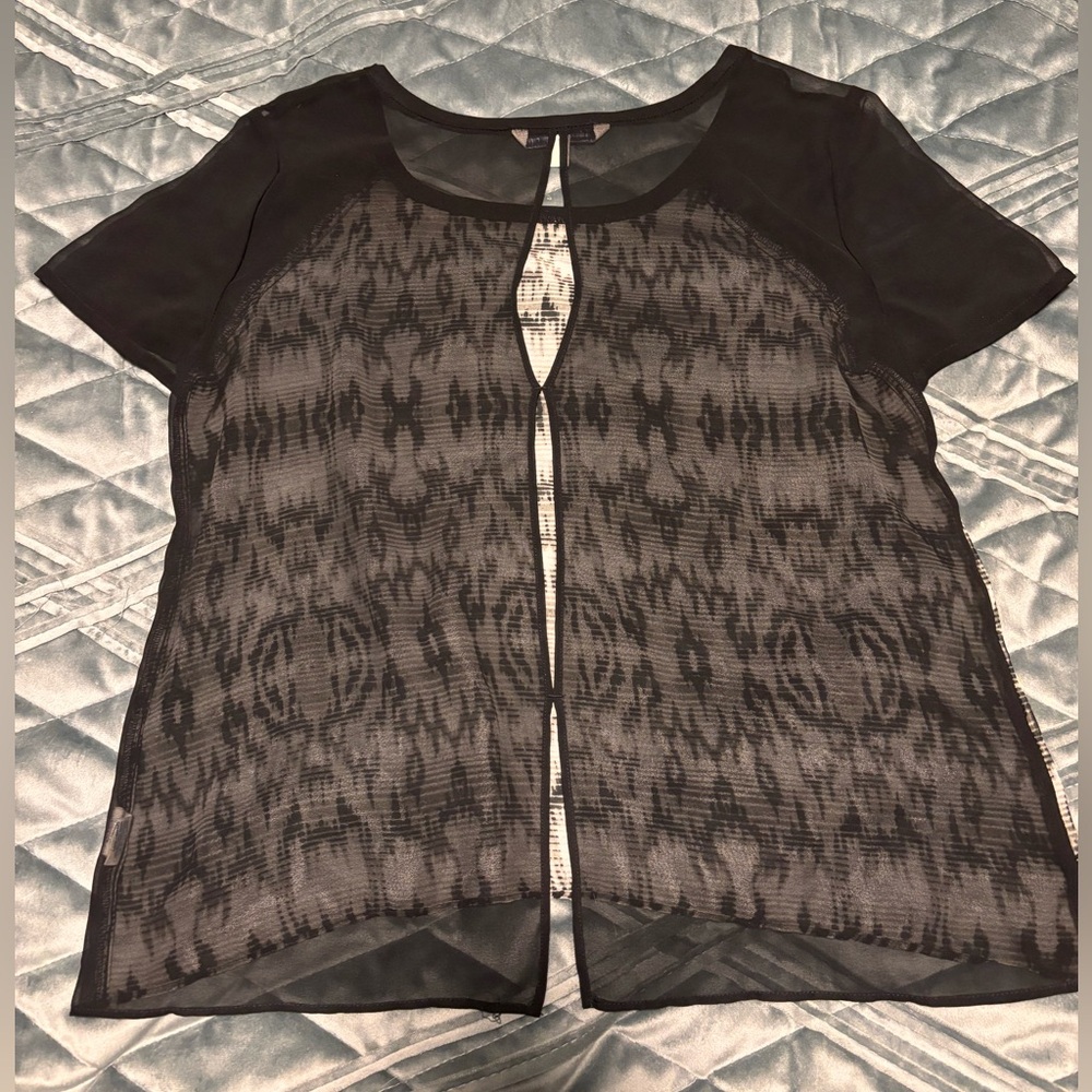 American Eagle Outfitters Sheer Tee with Peekaboo Back, Size Small - Picture 6 of 7